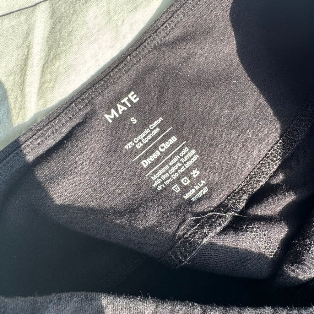 MATE the Label Organic Stretch Sports Bra and Midi Legging in JET BLACK Sz Sm - Picture 4 of 6